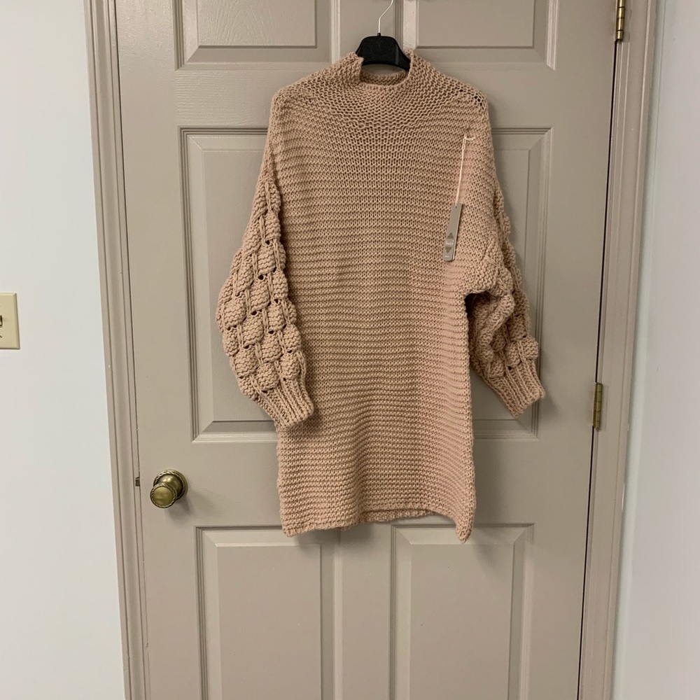 Super Cute Spring Like Color Sweaters - Picture 2 of 6